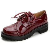 2017 Retro Oxfords Brogue Women Shoes Fashion Patent Leather Platform Casual Shoes Round Toe Flats Lace Up Plus Size 40 WFS521
