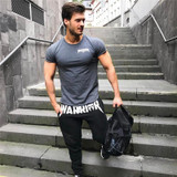 2017 Autumn New Gyms joggers Men Workout Fitness Print Cotton Gyms Pants Sweatpants Bodybuilding Pants Men Skinny Trousers