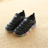 2017 Fashion Colorful lighted Children shoes LED Lovely Cool New brand Cool kids sneakers casual baby boys girls shoes