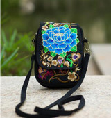 2016 New Women's Ethnic Embroidery bag Vintage Embroidered canvas shoulder messenger bags Handmade Multicolor small coins bags