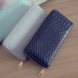 2016 New wallet For Girls Women Standard Wallet beautiful purses Fashion Lady Women Long Purse Clutch Crown PU Leather Wallet