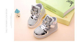 2016 New fashion LED lighting children Sport shoes Rhinestone KT Cats girls sneakers Cartoon baby kids boots size 21~30