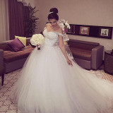New Elegant Princess Wedding Dresses 2016 V-neck Ball Gown Lace Up Back Beads Tulle Chapel Train Bridal Gowns Vestido de noiva