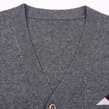 New design mens autumn cashmere sweater vest fashion plaid sleeveless sweater man argyle v-neck wool sweater cardigan