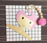 Nordic 2017 New INS Wooden Lovely King/ Princess/Girl Wall Hangers Children Room Decoration Handmade Baby Clothing Hangers