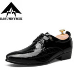DJSUNNYMIX Brand High Quality bright leather Shoes Men Brogues Shoes Lace-Up Bullock Business Dress Male Formal Shoes