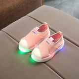 2017 New cool fashion children shoes solid color casual baby glowing sneakers sports running LED lighted kids girls boys shoes