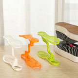 Hot Sale 1 Pair Creative Design Space Save Shoes Rack Shoe Storage Shelf Shoes Rack Organizer Keeper Unisex