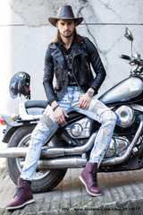 High Quality Design Fashion Men's Classic Jeans Straight Full Length Casual Jeans Men Hip Hop Biker Jeans Slim Skinny Jeans Men
