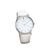 Watch Women Retro Design  Analog Alloy Quartz Wrist Watch Leather Band women's watch Ladies watches relogio feminino
