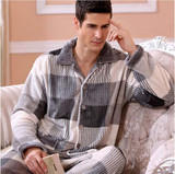 2017 Winter Spring Fall Keep Warm Thick Flannel Men Pajamas Set of Sleepcoat &amp; Trousers Coral Fleece Sleepwear Thermal Nightgown