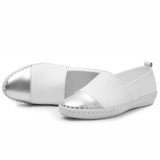O16U Women Espadrilles flats casual shoes leather slip on ballet ladies moccasins Breathable White Black Female loafers shoes