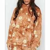 Tie-dye Printed Daisey Long Sleeve Sweatshirts