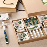 Gift Chopsticks Set 4 pairs of chopsticks + 4 rest + 4 saucer ceramic tableware models Japanese sushi Cutlery sets Lucky Cat