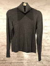 GRAY CASHMERE TURTLENECK