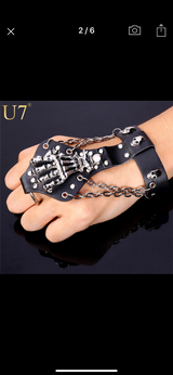 Skulls slave bracelet