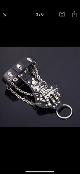 Skulls slave bracelet