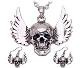 Skull and wings necklace set