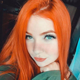 Natural Candy Green (12 months) contact lenses