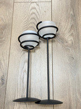 Spiral candle holder