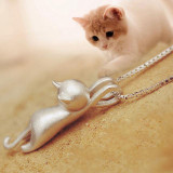 ADORABLE CAT CHARM NECKLACE OFFER