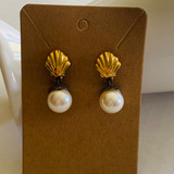 Pearl and Gold Shell Vintage Earrings