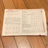 Simplicity Retro Pattern #6833 (1966)