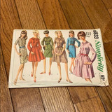 Simplicity Retro Pattern #6833 (1966)