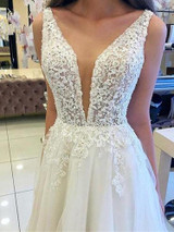 onlybridals V-Neck Wedding Dress 2019 Appliqued Lace Backless Tulle Ruffles A-line Bridal Wedding Gown Vestido De Noiva