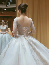 onlybridals Vintage shiny wedding long sleeve v-neck lace applique wedding dress