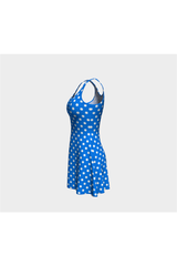 Robe évasée bleue à pois