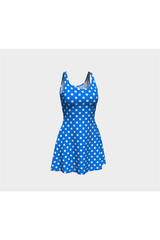 Robe évasée bleue à pois