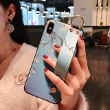 High Quality Vintage Pattern Wrist Strap Case for iPhone High Quality Vintage Pattern Wrist Strap Case for iPhone