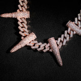 Rivet Bullet-shaped Cuban Chain Necklace (14mm)