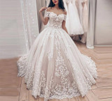 Luxury Lace Princess Wedding Ball Gown