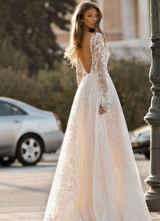 Elegant Deep V Neck Backless 3D Flora Beach Bridal Gown