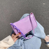 Crocodile Pattern Baguette Handbag for Women 2020 Candy Color Chain Ladies Small Shoulder Bags Fashion Design Leather Armpit Bag Crocodile Pattern Baguette Handbag for Women 2020 Candy Color Chain Ladies Small Shoulder Bags Fashion Design Leather Armpit Bag