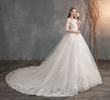 2019 Lace Embroidery Half Sleeve Wedding Dresses Long Train Wedding Gown V Neck Elegant Plus Size Vestido De Noiva