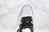 Women Shoes Air Jordan 1 Retro High OG Light Smoke Grey
