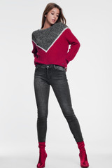 Black Skinny Jeans With a Light Wash