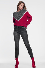 Black Skinny Jeans With a Light Wash