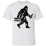 Bigfoot T-Shirt Bigfoot Drinking Beer Vintage Retro Graphic Funny Gifts For Alcohol Lovers