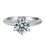 Classic Round Cut Moissanite Diamond Ring