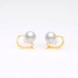 18K Heart Shaped Natural Freshwater White Pearl Earrings With Diamond