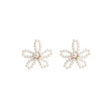 Pearl small flower earrings