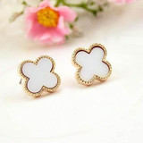 SIMPLE CLOVER EARRINGS