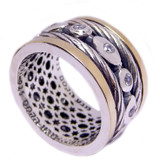 Rotating Silver Ring Inlaid With Zircon