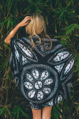 Gardena Kimono