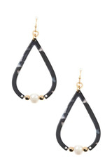 Teardrop resin fresh water pearl earring