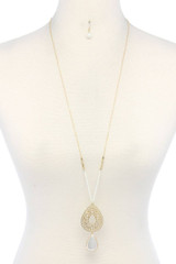 Filigree Teardrop Shape Pendant Necklace